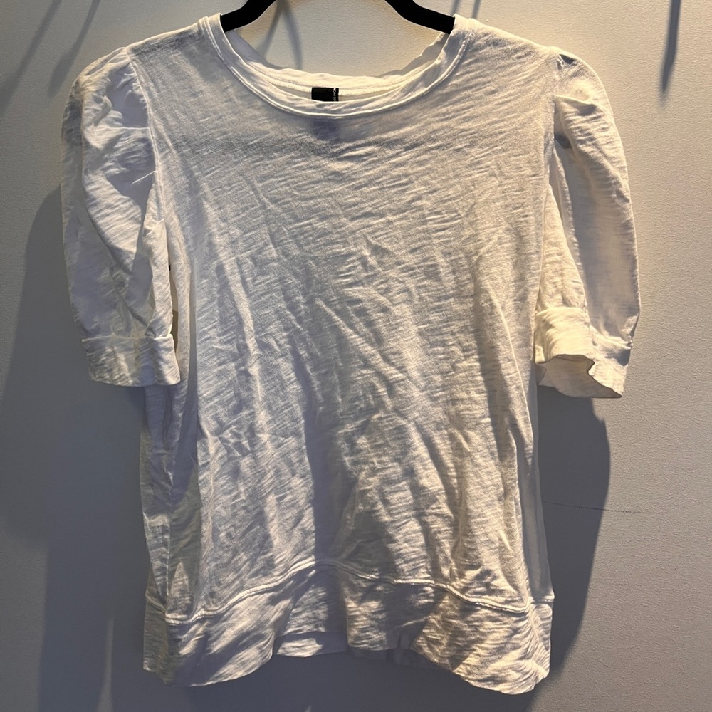 Bobi Los Angeles white tee
Size XS